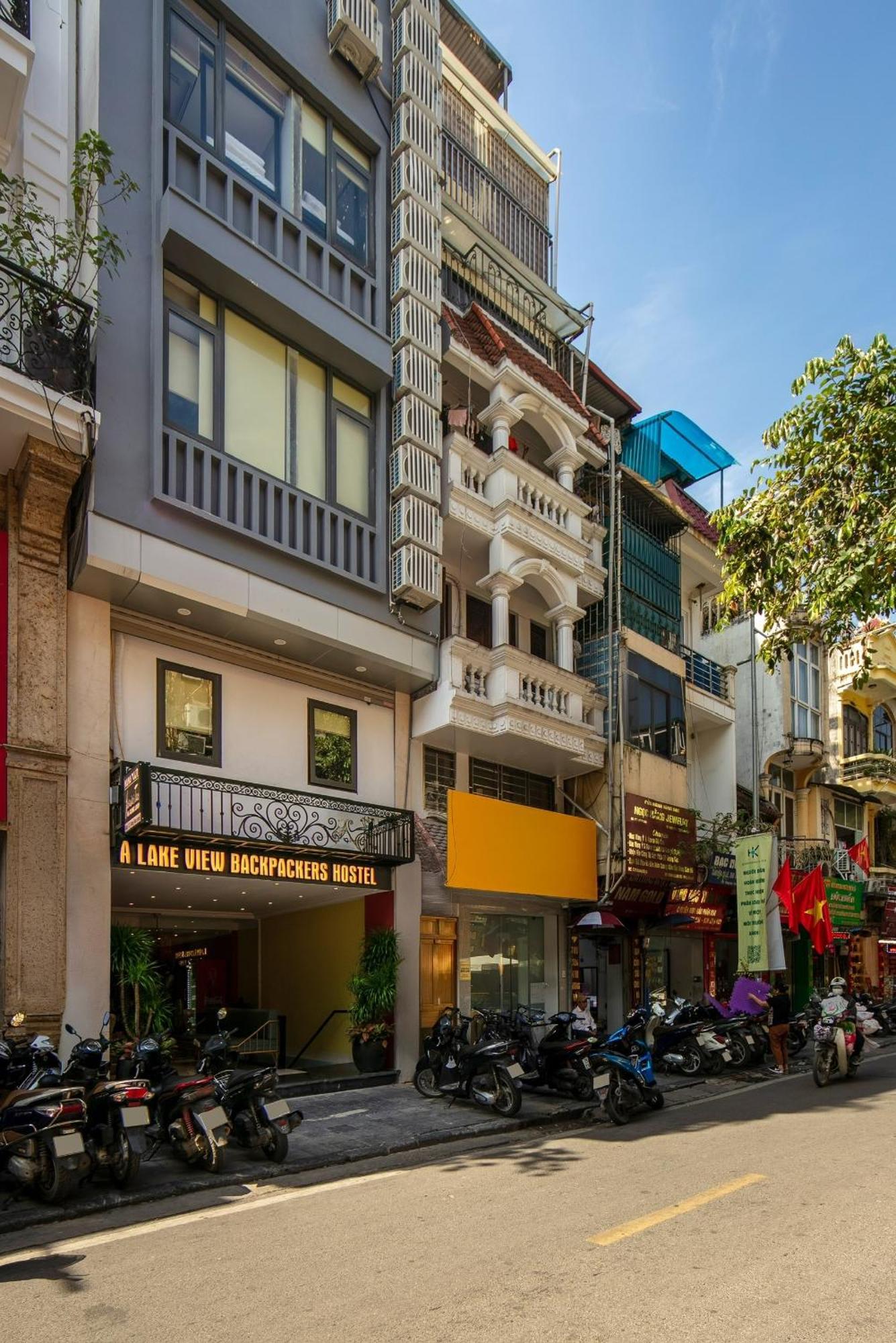Lakeview Backpackers Hostel & Rooftop Bar Hanoi Dış mekan fotoğraf