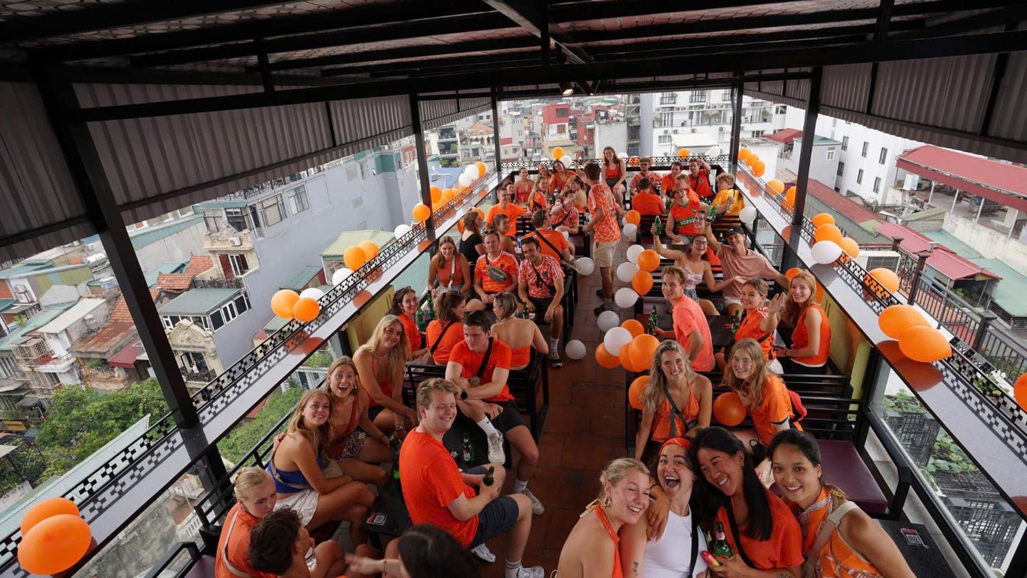 Lakeview Backpackers Hostel & Rooftop Bar Hanoi Dış mekan fotoğraf